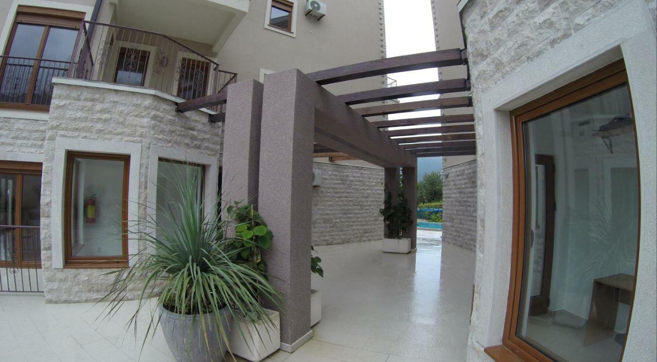 Appartamento Perla di boka Baošići Esterno foto
