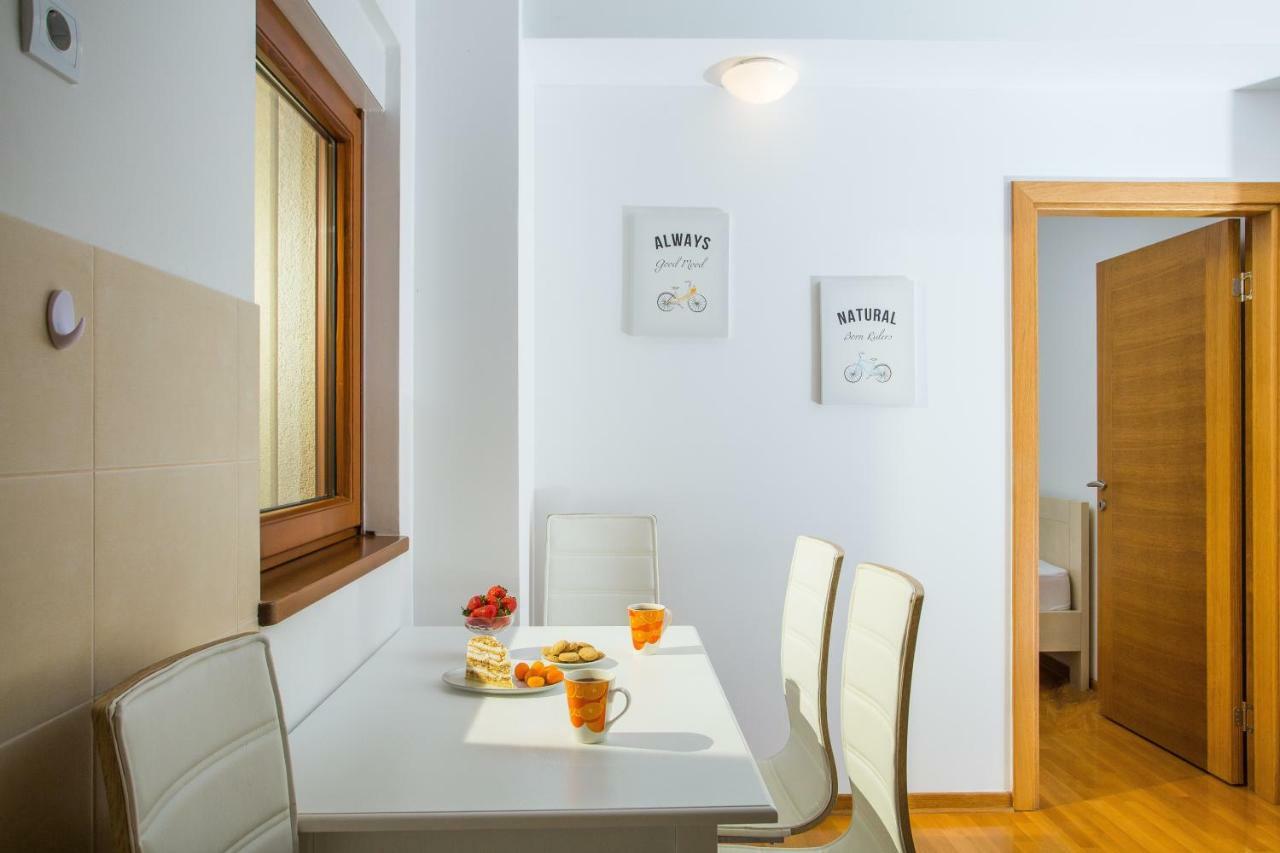 Appartamento Perla di boka Baošići Esterno foto
